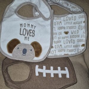 Carter's Mommy Loves Me Baby Bib Set - Brown & White